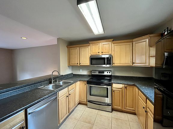 5th image of 7545 Charmant Dr #1327