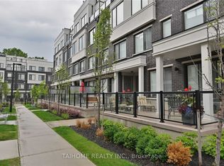 400 Alex Gardner Cir #74, Aurora, ON L4G3G5