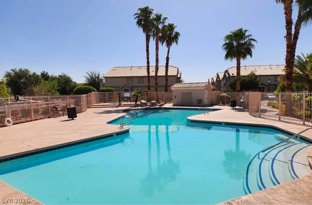 Building Photo - 6223 Ordaz Ave #101