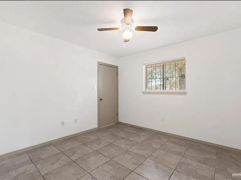 2804 Gumwood Ave — Photo 10