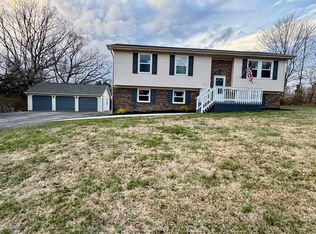 813 Bratcher Ln, Berea, KY 40403