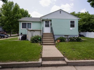 301 6th Ave NW, Mandan, ND, 58554