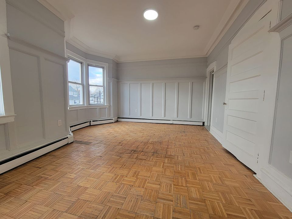 2nd image of 99 2nd Ave #7E