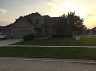 2553 Martin Ct, New Lenox, IL 60451