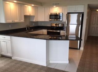 60 King Philip Ave, Bristol, RI 02809