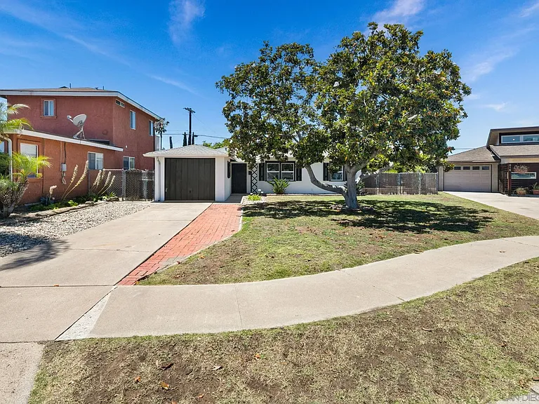 620 Minot Ave — Photo 41