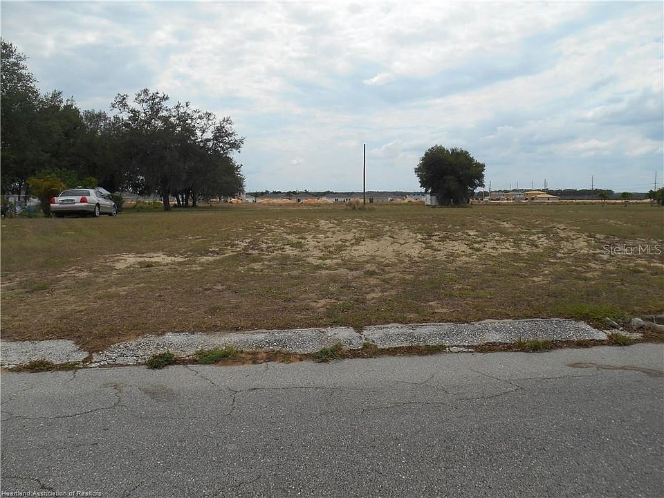 1st image of 1859 Hibiscus Dr #9