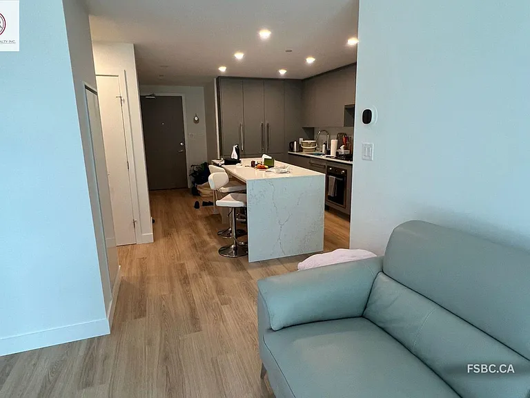 7977 Lansdowne Rd — Photo 4