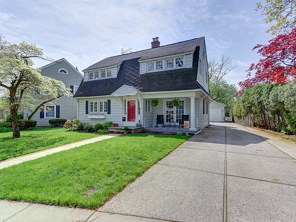2nd image of 40 Greenridge Ave