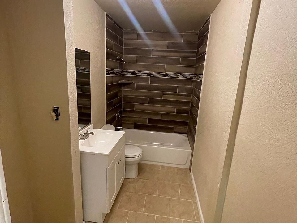 1st image of 6239 Trail Valley Dr
