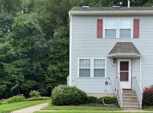 6201 Belmont Dr, Hackettstown, NJ 07840