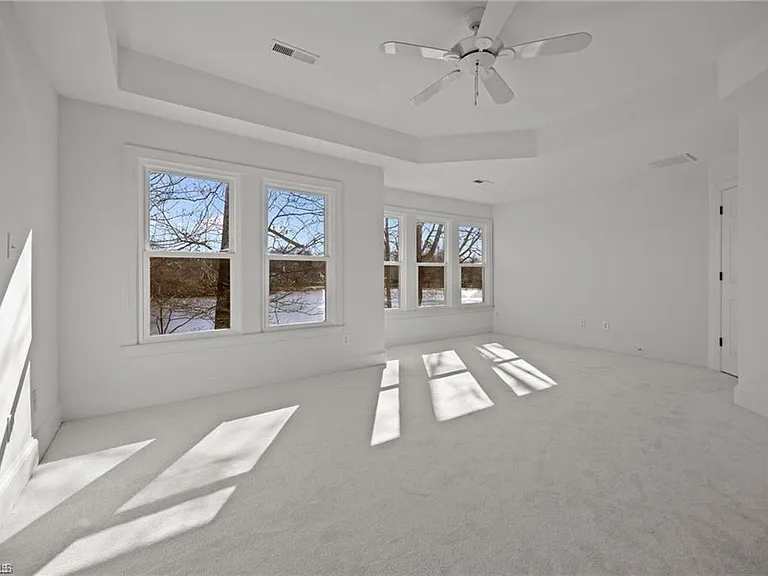 5305 Coveview Ct — Photo 17