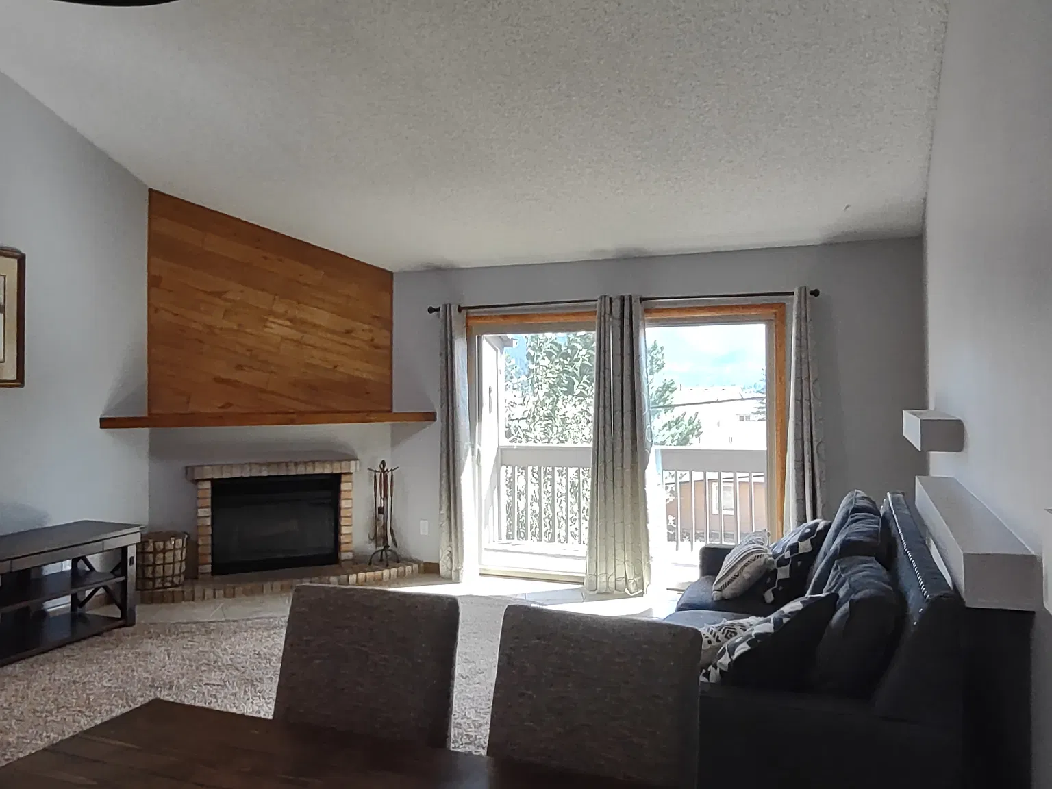 2 bed, 2.0 bath, 1116 sqft, $2,100 — Photo 1