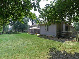 3853 Silverberry Cir, Maumee, OH 43537