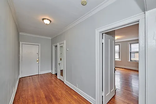 5453 S Everett Ave #3A Photo 1