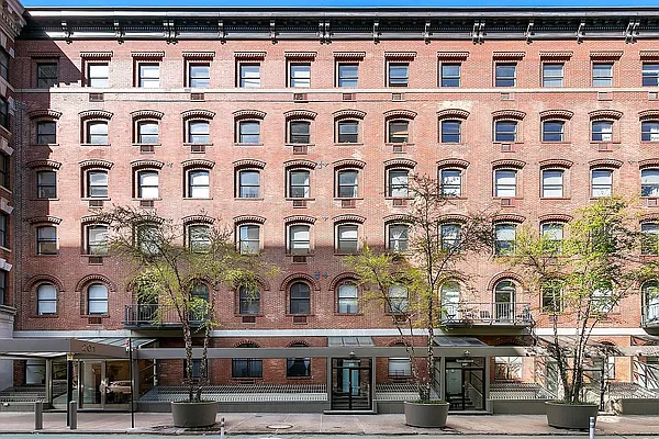 Rented by Corcoran | media 8