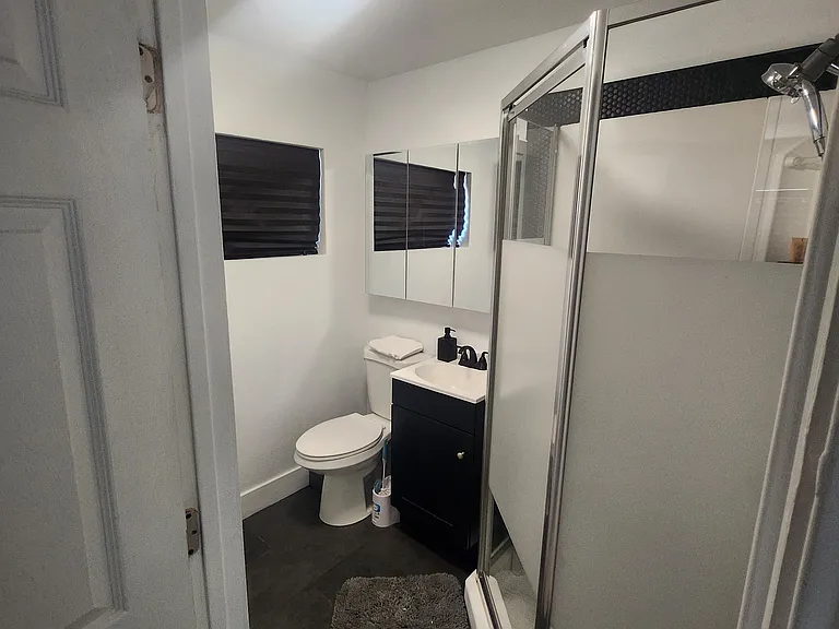 459 Field St — Photo 7