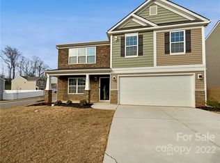 9821 Wardley Dr, Charlotte, NC 28215
