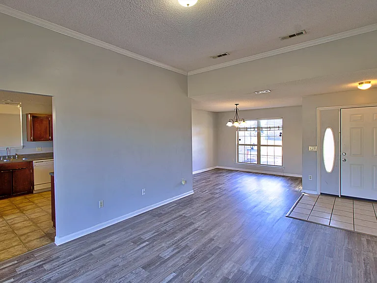 213 Bridgemont Way — Photo 13