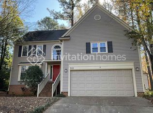 305 Durington Pl, Cary, NC 27518