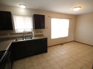 71 Hunting Creek Rd, Saint Peters, MO 63376