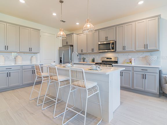 The Enclaves at Festival - Murano Interior Image 2