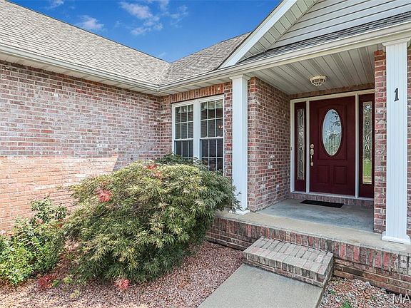 5th image of 1 Dogwood Ct