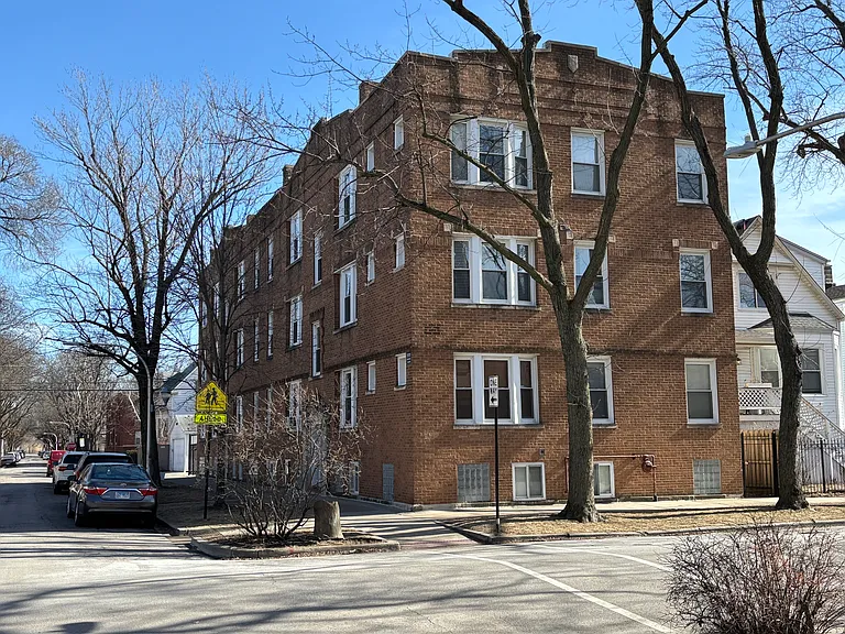 3021 W Cullom Ave #3 — Photo 3