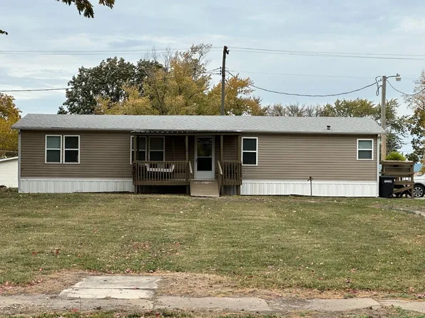 106 E Main St, Gilliam, MO 65330