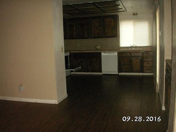 4th image of 1315 S Court St