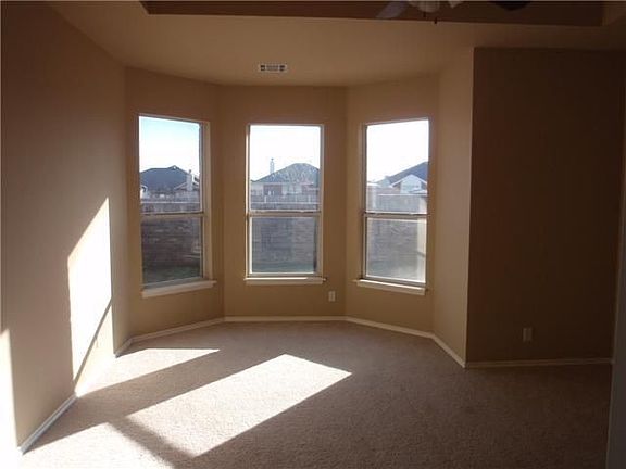 3rd image of 2520 NW 165th Ter