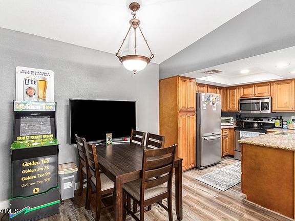 4th image of 1820 E MORTEN Avenue #214