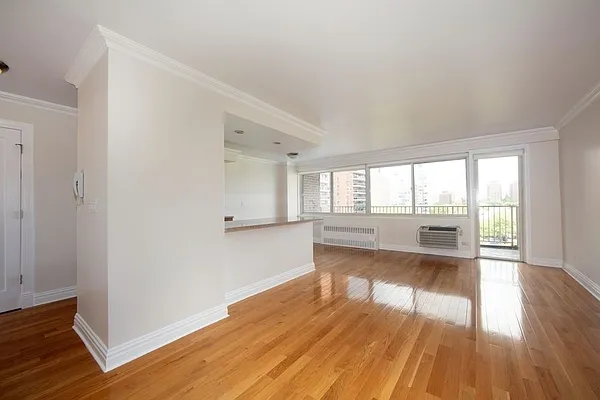 Rented by Silverstreet RE LLC | media 2