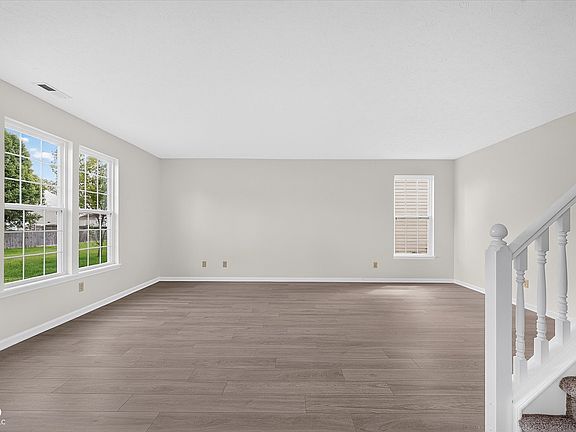 5th image of 4099 Cheltonham Ct