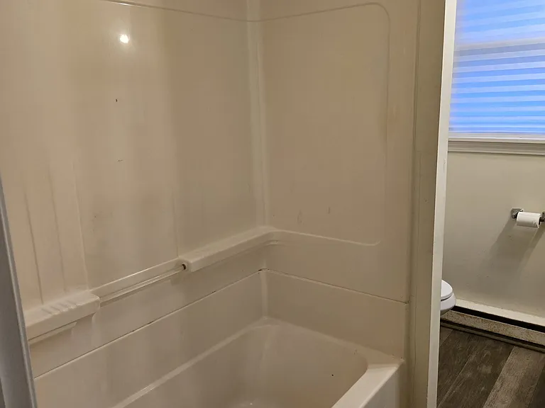 18 Clinton St #1R — Photo 6