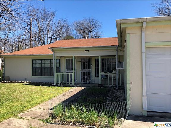 5th image of 1802 Fairview Dr