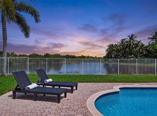1038 Lavender Cir, Weston, FL 33327