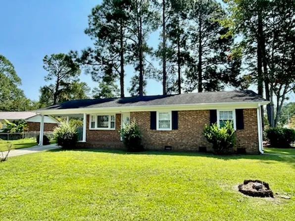 315 Laredo Ct, Fayetteville, NC 28303