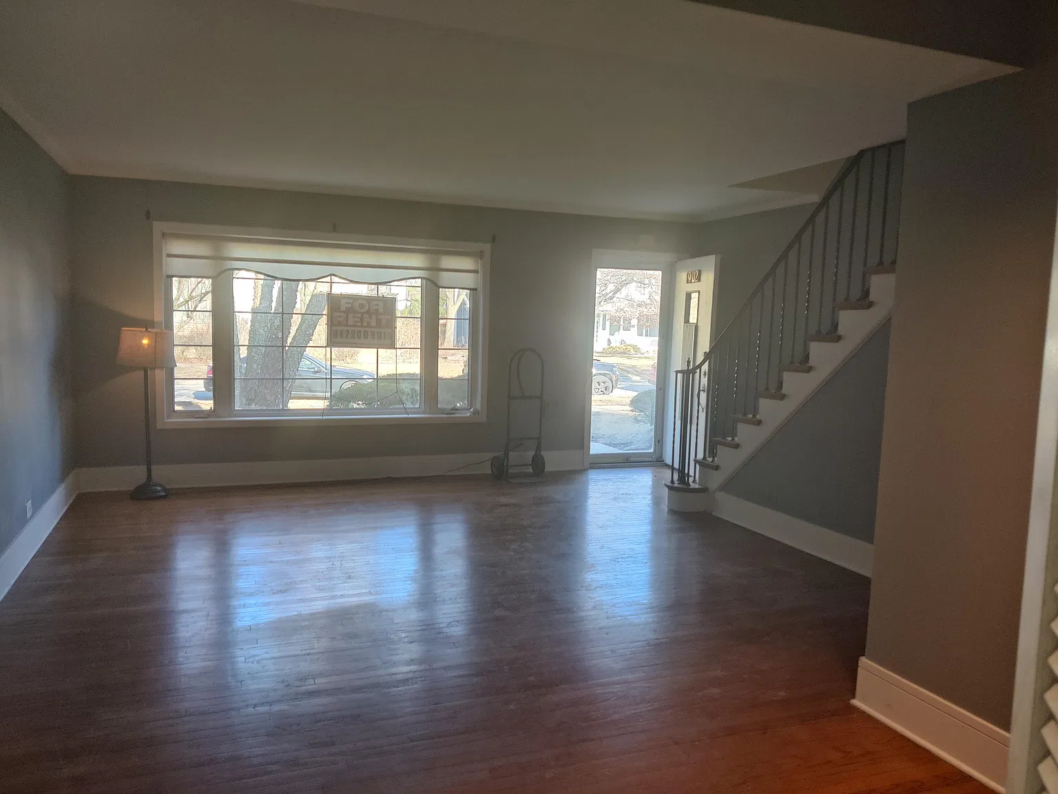 2 bed, 1.5 bath, 1216 sqft, $2,700 — Photo 3
