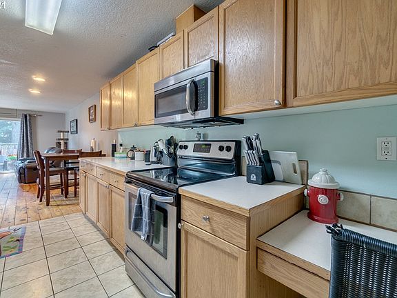 4th image of 11107 NE 43rd Cir