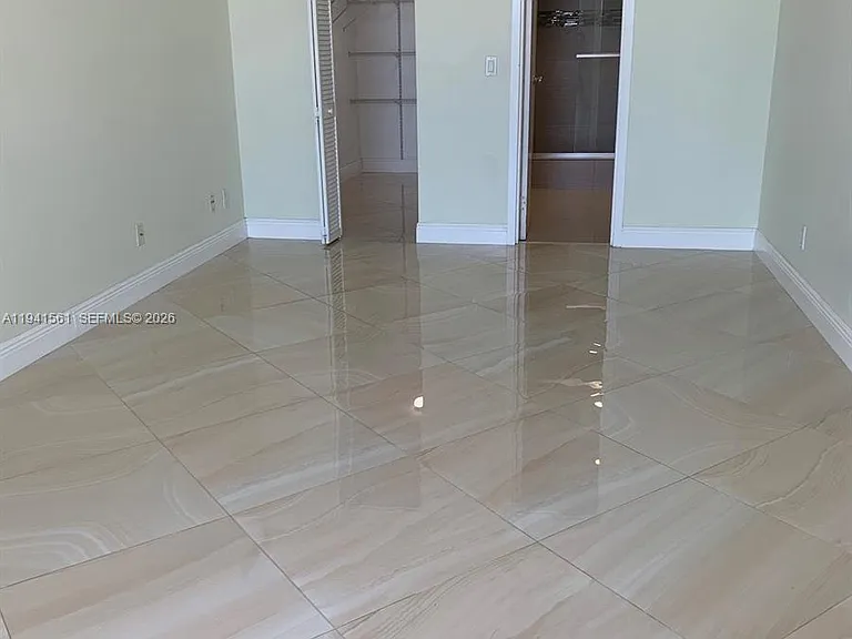 13499 Biscayne Blvd #710 — Photo 10