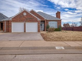 1219 Regency Ct, Kingfisher, OK 73750