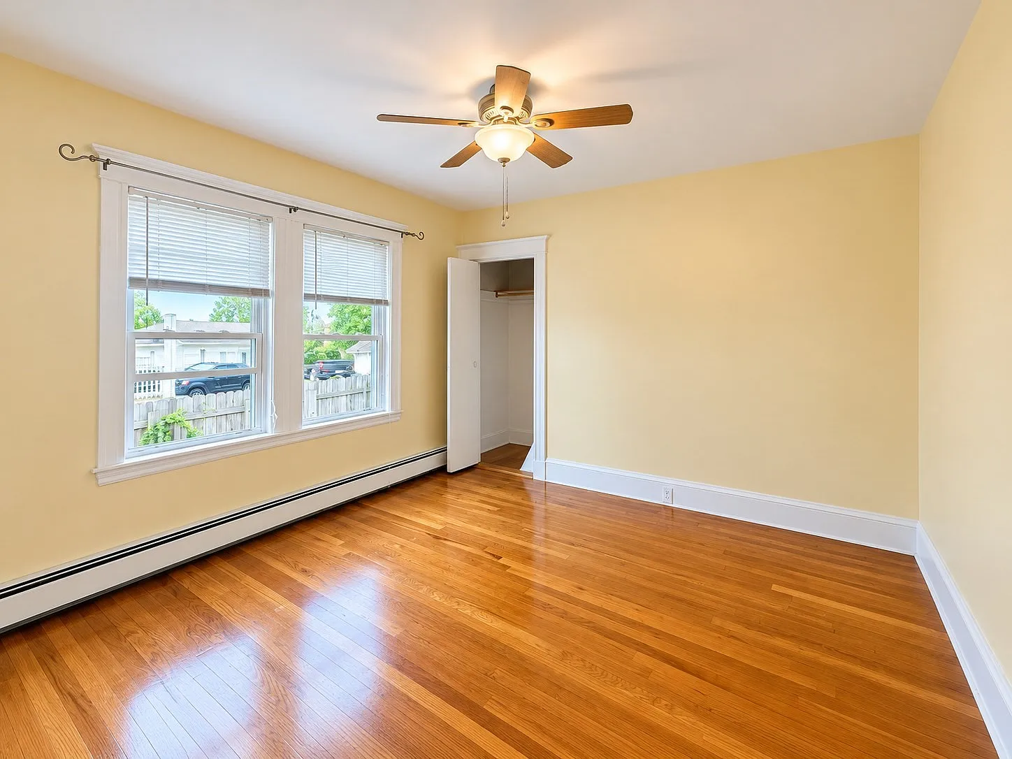 2 bed, 1.0 bath, 1000 sqft, $3,000 — Photo 4