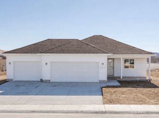 1287 Primrose Ln, Elko, NV 89801