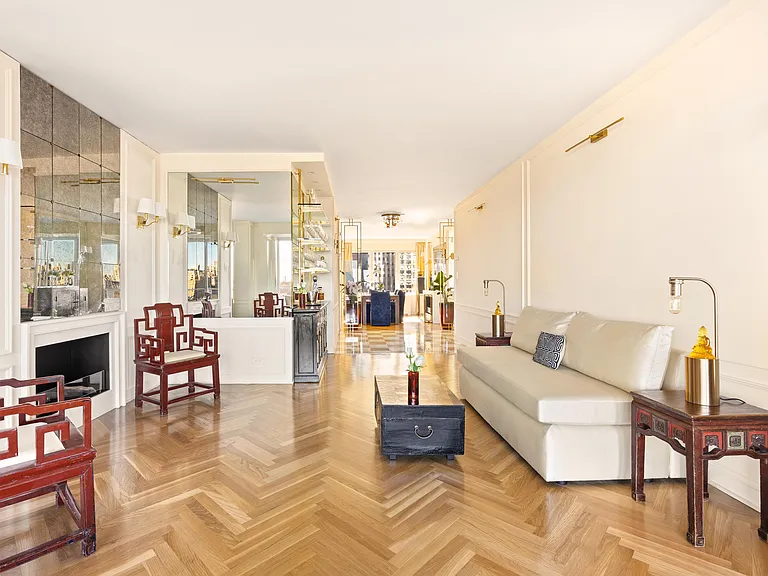210 Central Park S #17D — Photo 9