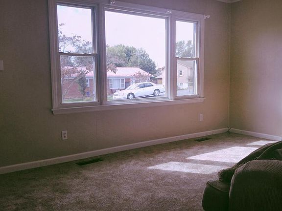 5th image of 5459 Shepard Dr