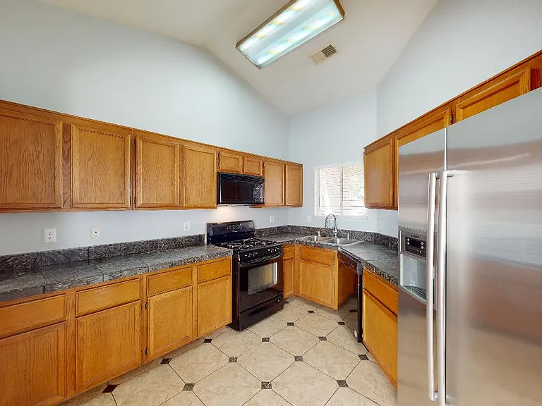 6624 Silver Penny Ave — Photo 9