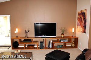 3rd image of 3150 E Colonial Pl