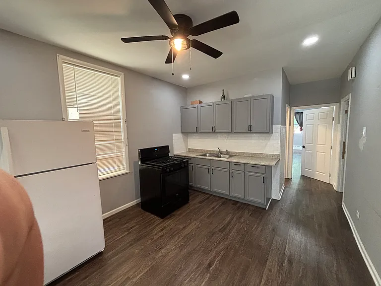 3053 N Elbridge Ave #1-F — Photo 9