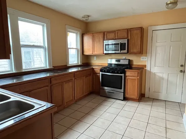 2513-15 E Fayette St E #2, Syracuse, NY 13224
